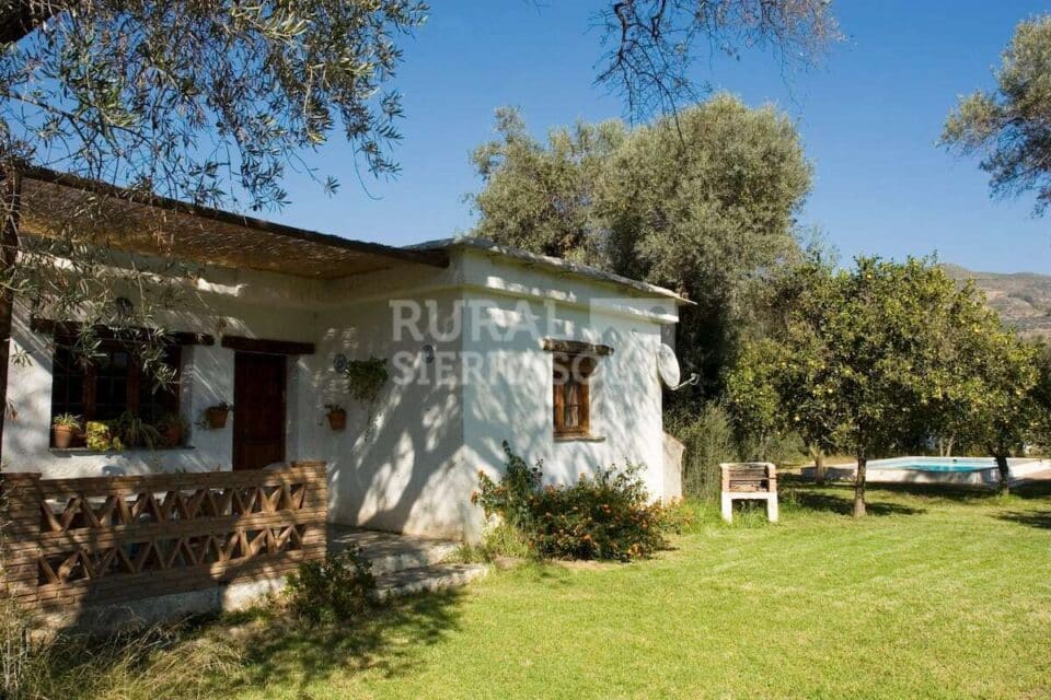 Encantadora Casa Rural con piscina, barbacoa y amplia zona de césped, en Órgiva - Imagen 19