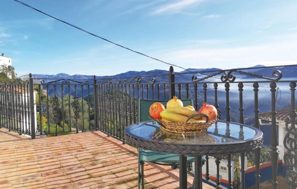 Preciosa Casa Rural en Algatocín, con Piscina, aire acondicionado y barbacoa - Imagen 8