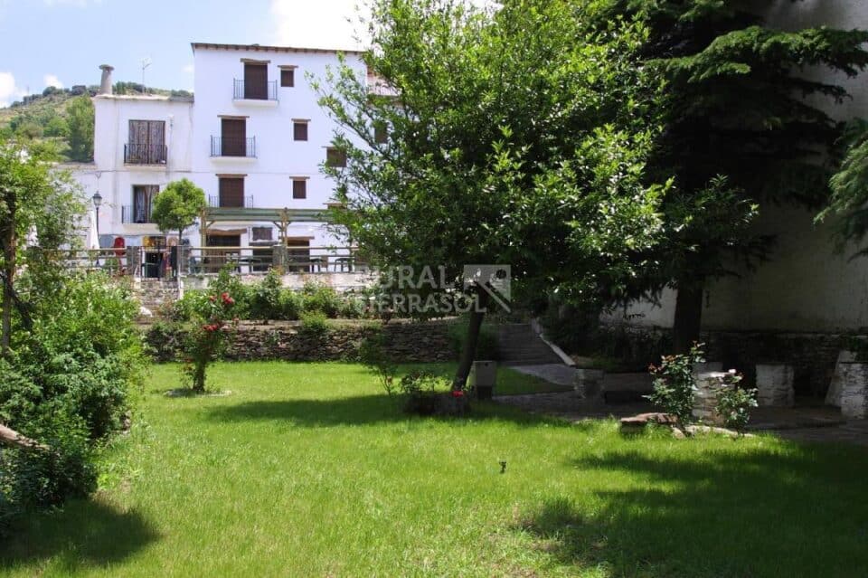 Encantador Hotel Rural en Capileira, rodeado de jardines - Imagen 37