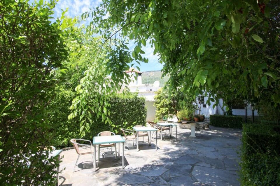 Encantador Hotel Rural en Capileira, rodeado de jardines - Imagen 83