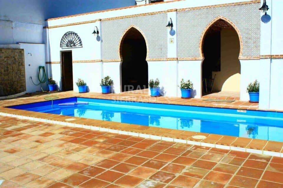Maravillosa Villa estilo andalusí, con piscina, barbacoa y aire acondicionado - Imagen 2