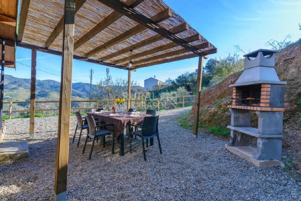 Acogedora Cabaña de Madera cerca de la playa en Málaga - Imagen 19