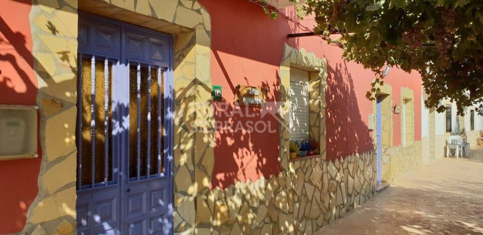 Espléndida Casa Rural junto al Nacimiento del Río Guaro - Imagen 2