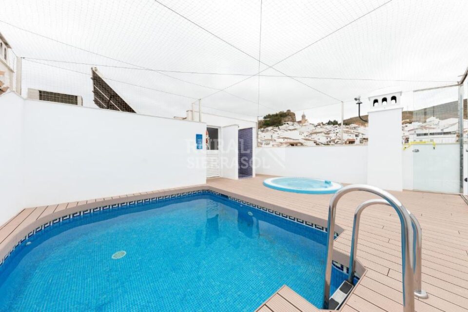 Amplio Apartamento Rural en Ardales con piscina, jacuzzi, chimenea, wi-fi - Imagen 2