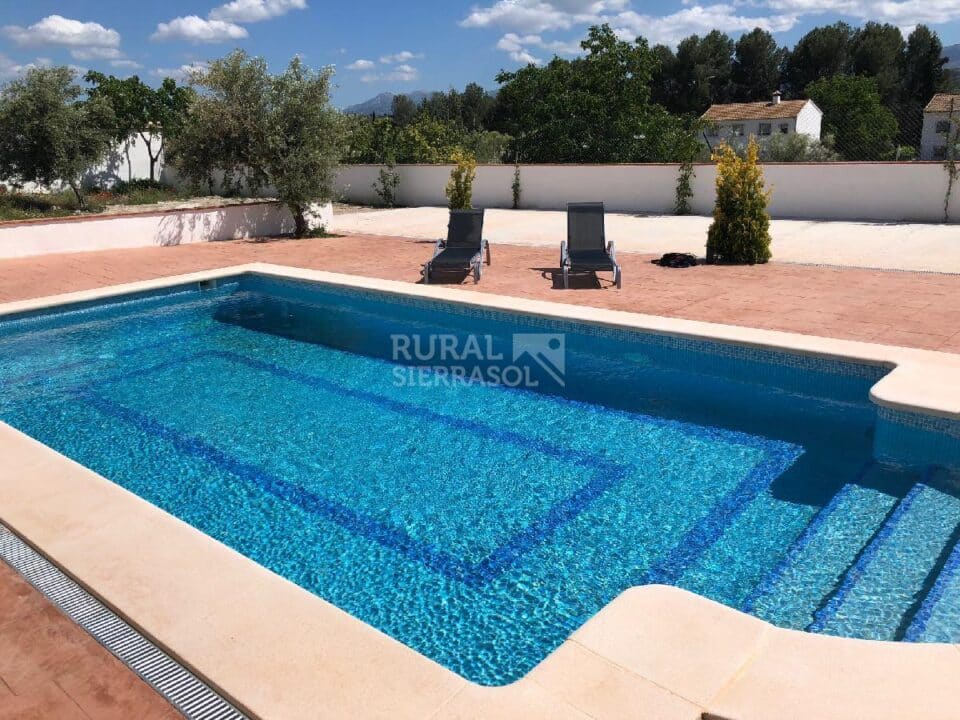 Casa Rural junto al Pantano de Bermejales, con piscina y barbacoa - Imagen 2