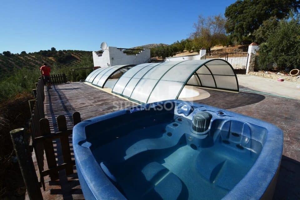 Casa rural en Montefrío, con bañera hidromasaje y piscina climatizada - Imagen 2