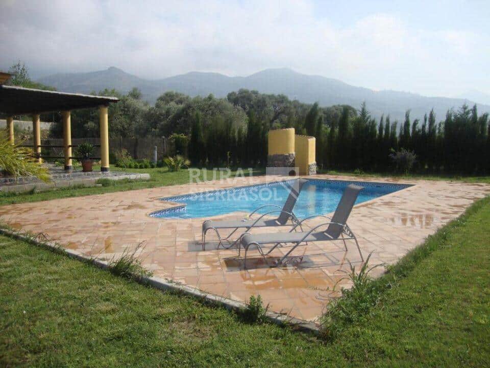 Zona de piscina de casa rural en Órgiva (Granada) referencia 1415