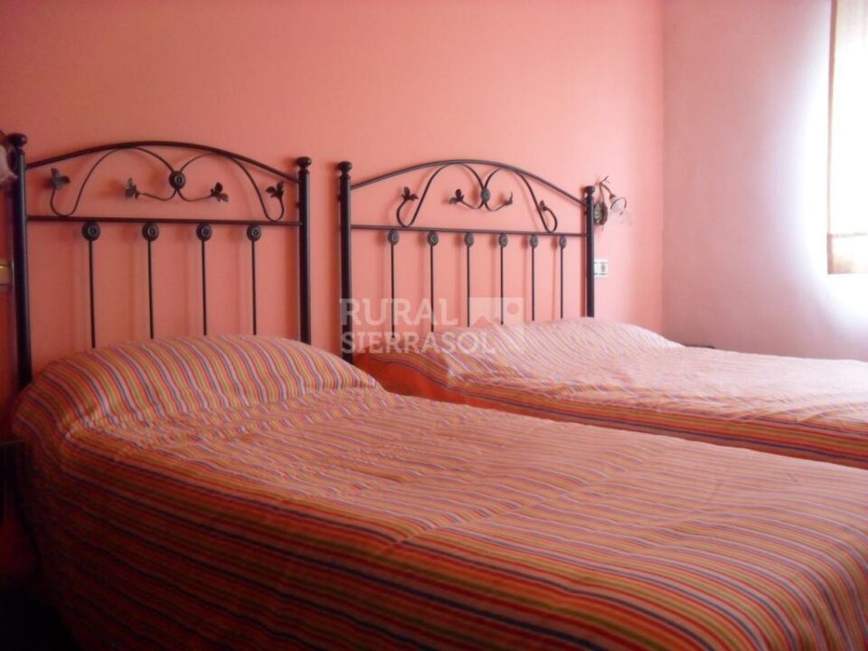 Hostal Rural en Padul, en pleno Valle de Lecrín - Imagen 2