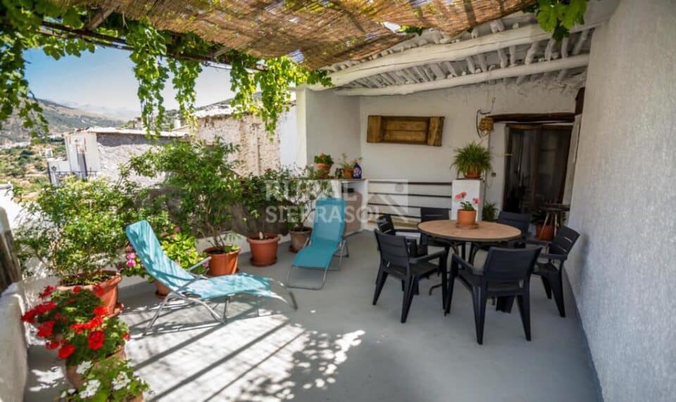 Centenaria Casa Rural en Bubión, con unas vistas impresionantes a la sierra - Imagen 30