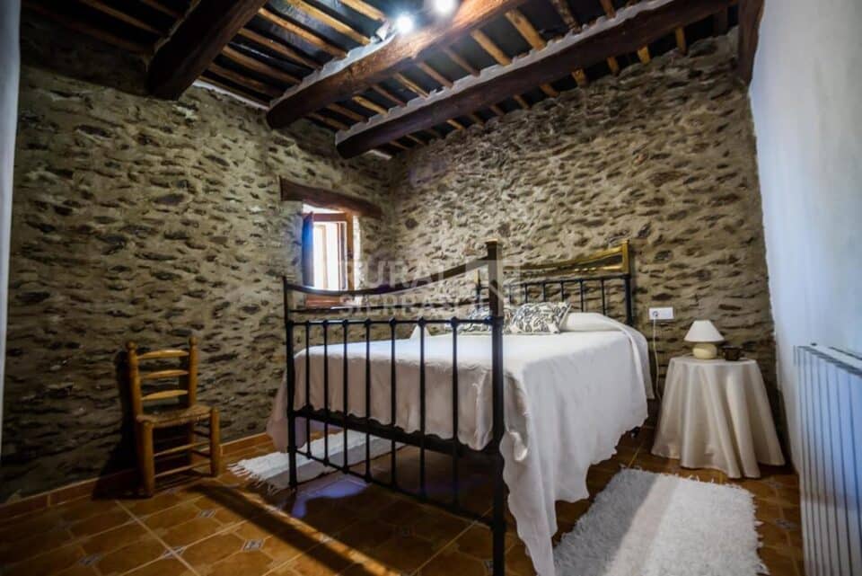 Centenaria Casa Rural en Bubión, con unas vistas impresionantes a la sierra - Imagen 37