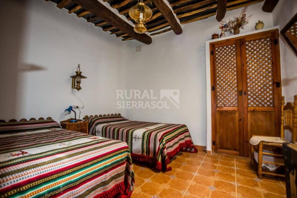 Centenaria Casa Rural en Bubión, con unas vistas impresionantes a la sierra - Imagen 38