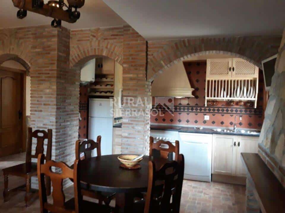 Preciosa vivienda rural en Castril de la Peña, con chimenea y barbacoa - Imagen 3