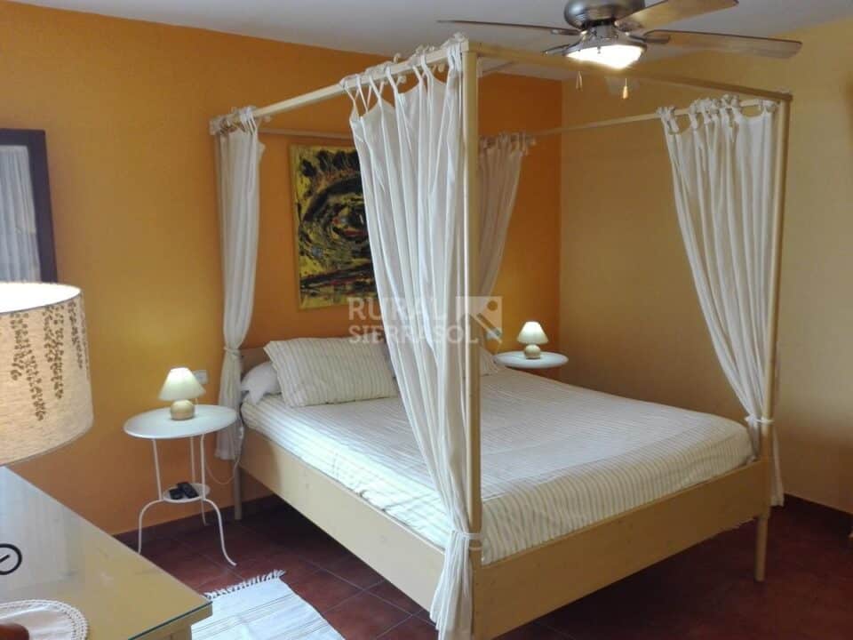 Pequeño Hotel con Encanto en Genalguacil - Imagen 21