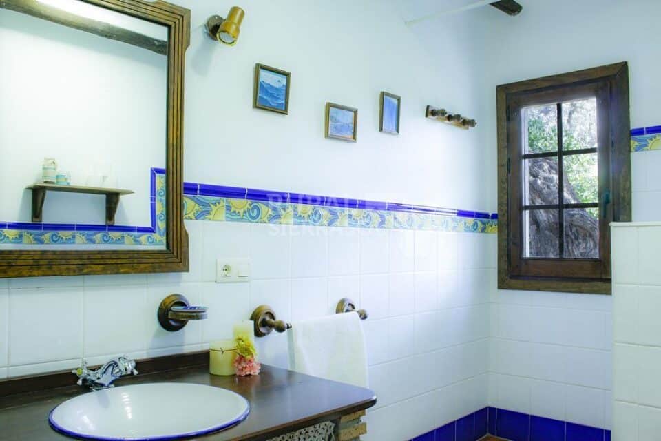 Acogedora Casa Rural en Órgiva, con gran zona de césped, barbacoa y piscina - Imagen 21