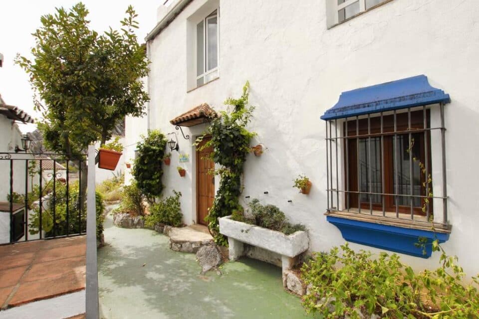 Preciosa Casa Rural con barbacoa y piscina en Montejaque - Imagen 42