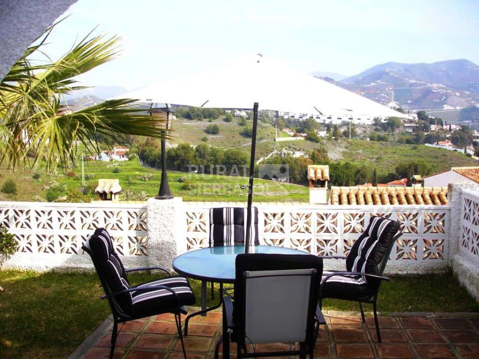 Acogedora Casa en Almuñécar, con piscina, barbacoa y aire acondicionado - Imagen 40