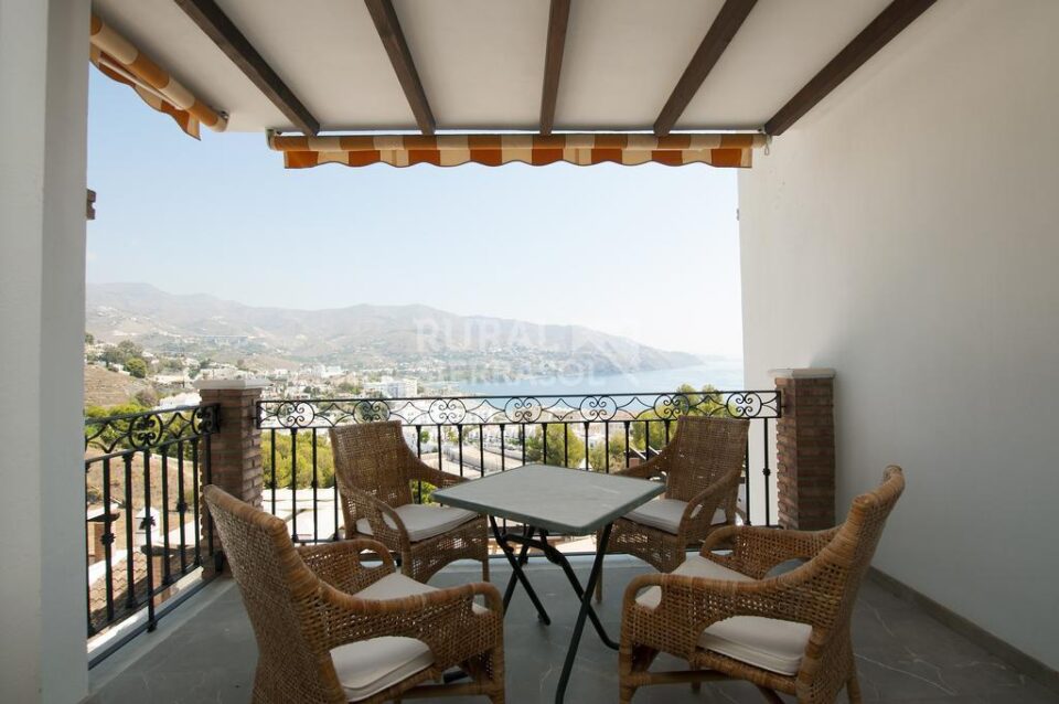 Acogedora Casa en Almuñécar, con piscina, barbacoa y aire acondicionado - Imagen 32