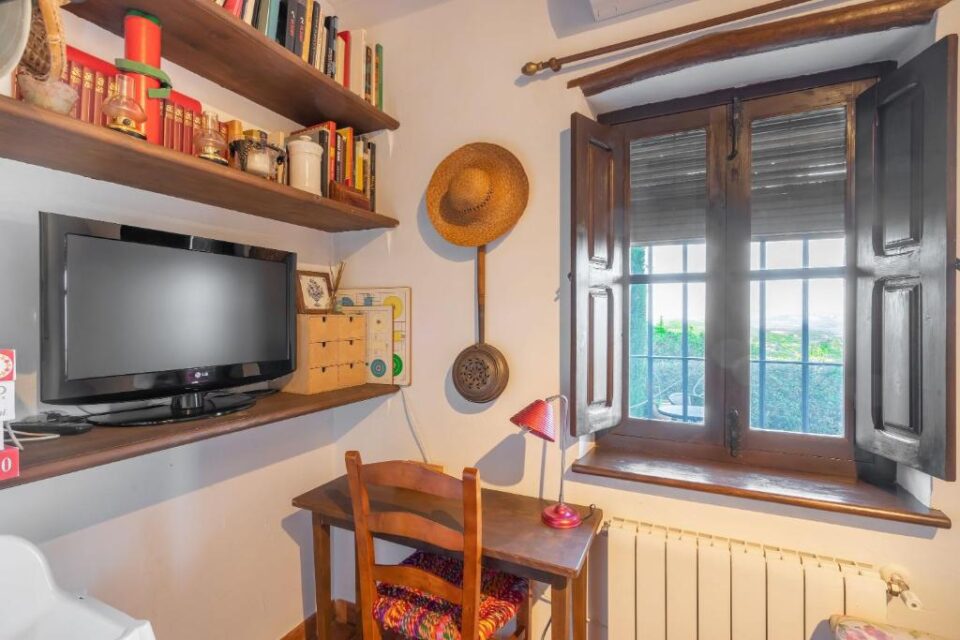 Típica Vivienda Rural en Villanueva del Rosario, con piscina, barbacoa y wi-fi - Imagen 4