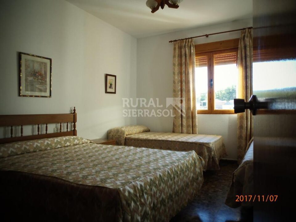Casa Rural junto al Pantano de Bermejales, con piscina y barbacoa - Imagen 24