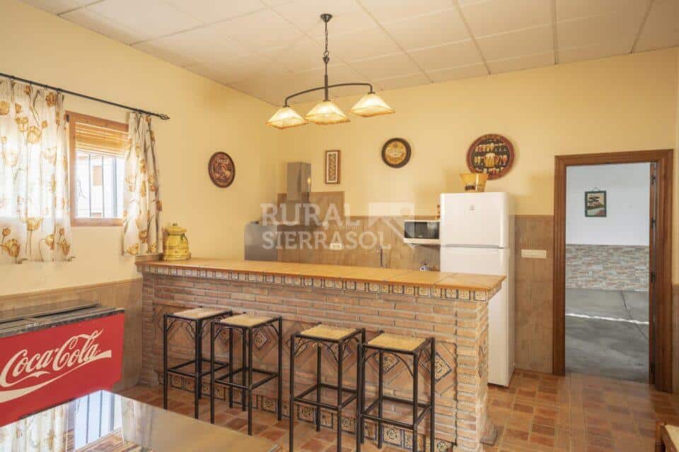 Amplia Casa Rural cerca de Granada, con piscina y barbacoa - Imagen 24