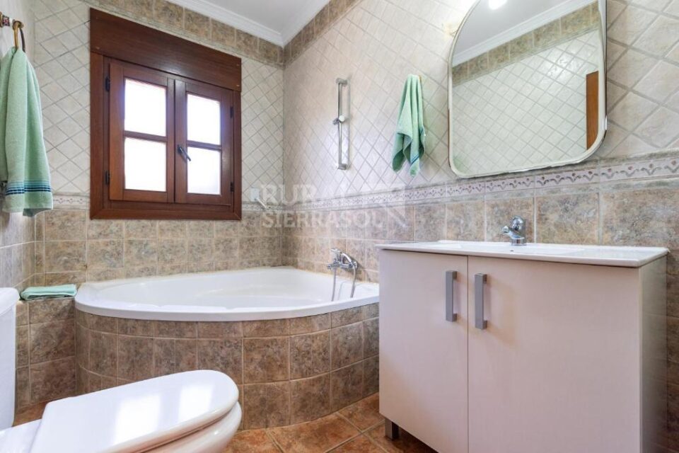 Casa Rural en Villanueva de la Concepción, con piscina, aire acondicionado y barbacoa - Imagen 24