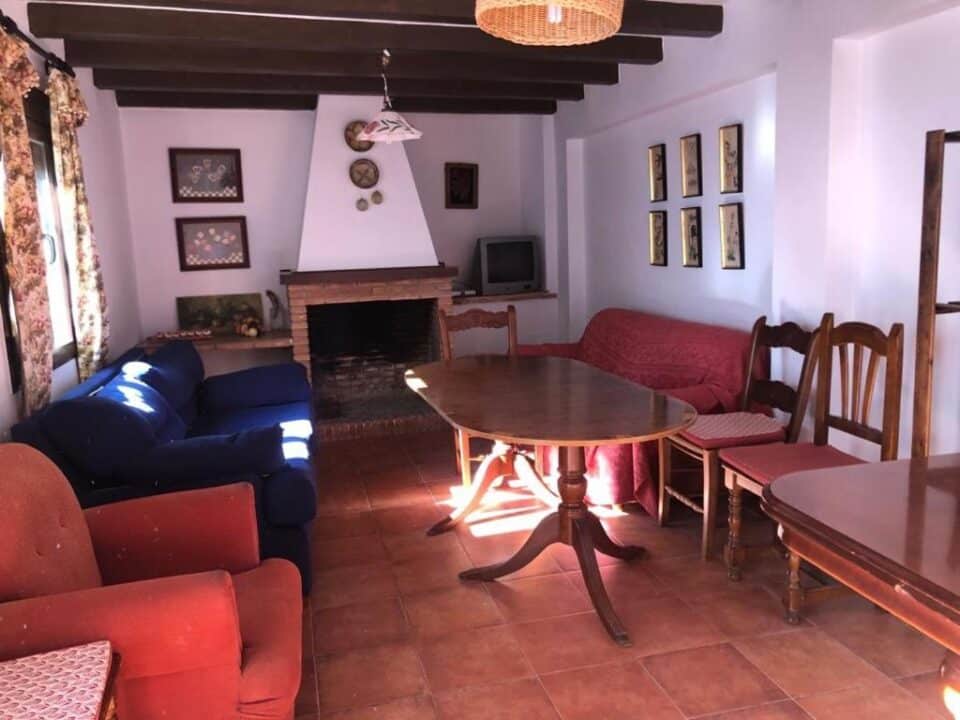 Casa Rural en Cortes de la Frontera con chimenea y barbacoa - Imagen 18