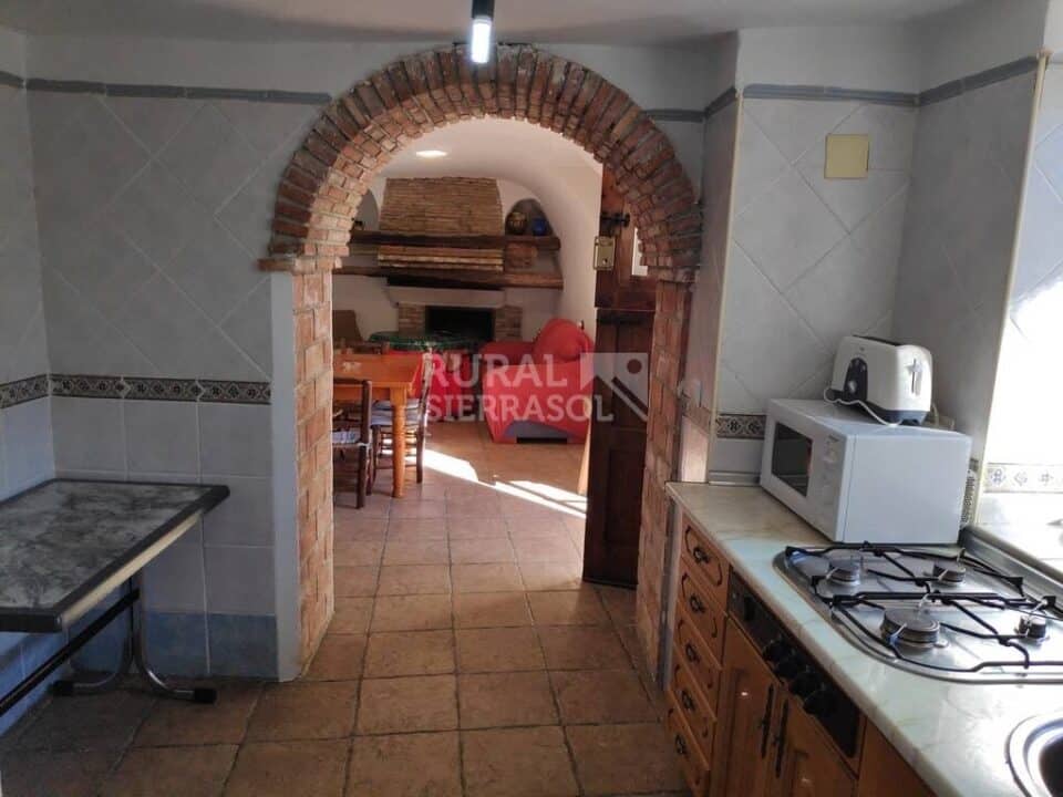 Confortable casa cueva en Baza, con piscina, chimenea y barbacoa - Imagen 25