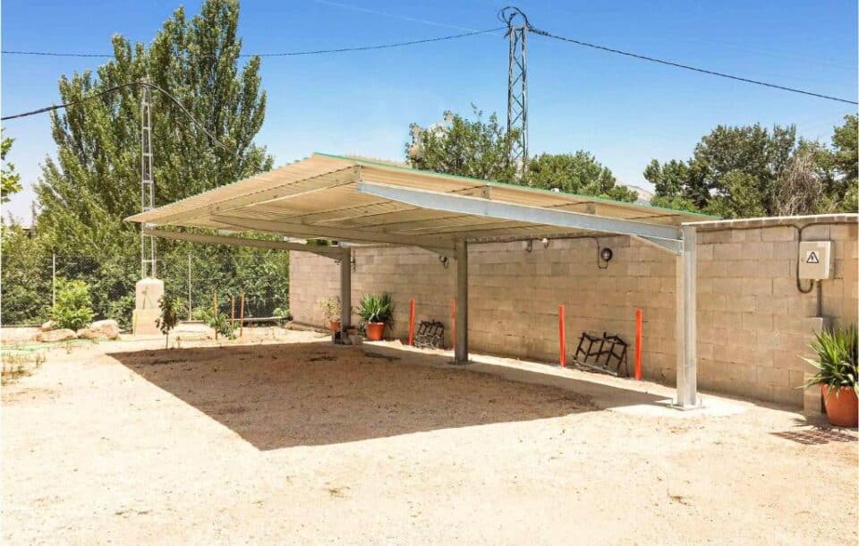 Preciosa Casa Rural en Villanueva del Trabuco, con piscina y chimenea - Imagen 4