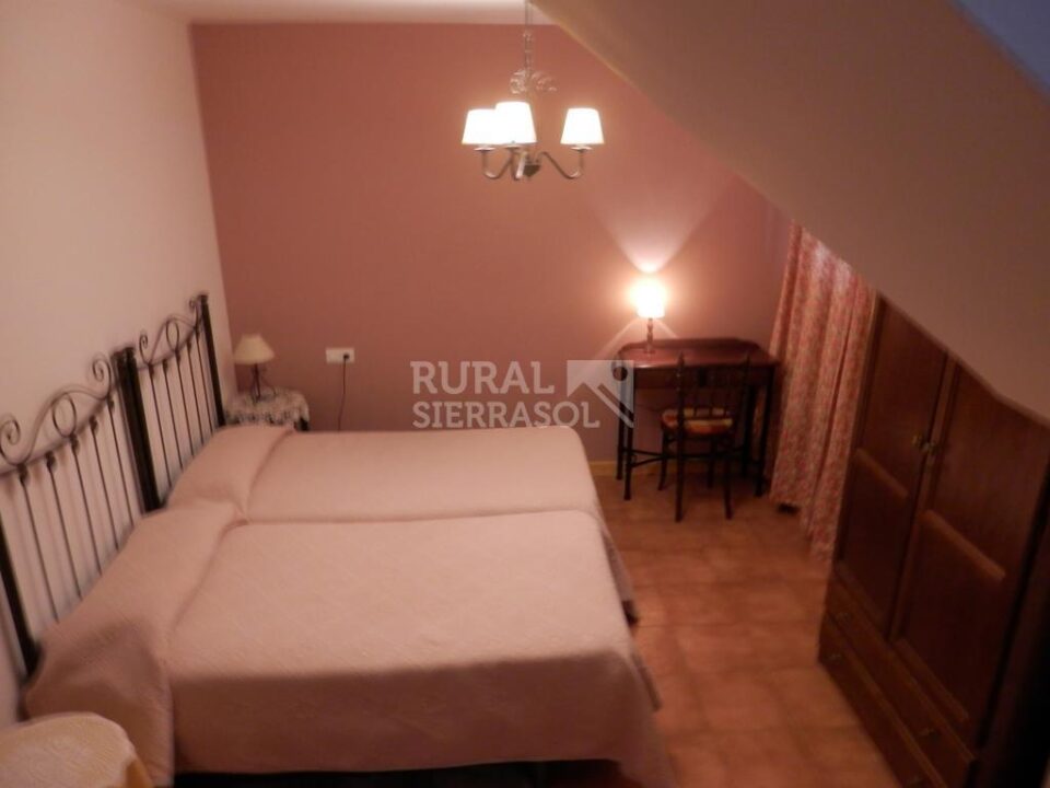 Casa Rural de alquiler por habitaciones en Huéscar - Imagen 23