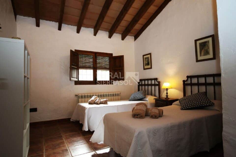 Acogedor Cortijo Andaluz en Villanueva del Trabuco, con barbacoa, piscina y wi-fi - Imagen 17