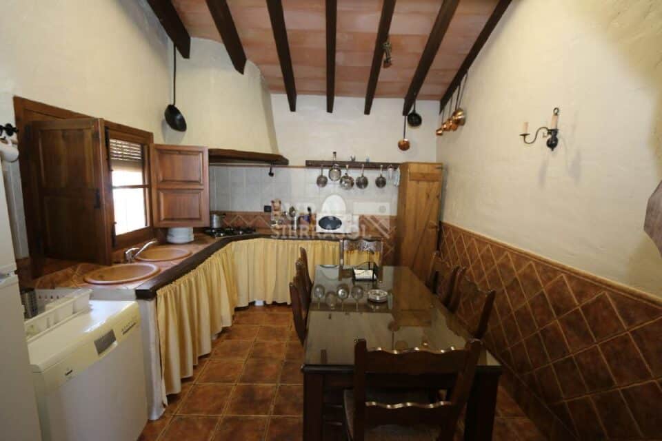 Acogedor Cortijo Andaluz en Villanueva del Trabuco, con barbacoa, piscina y wi-fi - Imagen 23