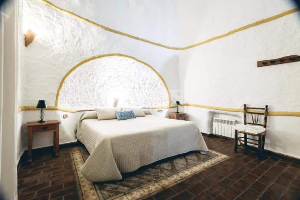 Coqueta Casa Cueva en Alcudia de Guadix, con piscina, barbacoa y wi-fi - Imagen 28