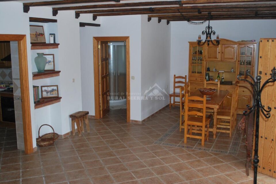 Maravillosa Casa Rural en Riogordo con piscina, aire acondicionado y barbacoa - Imagen 21