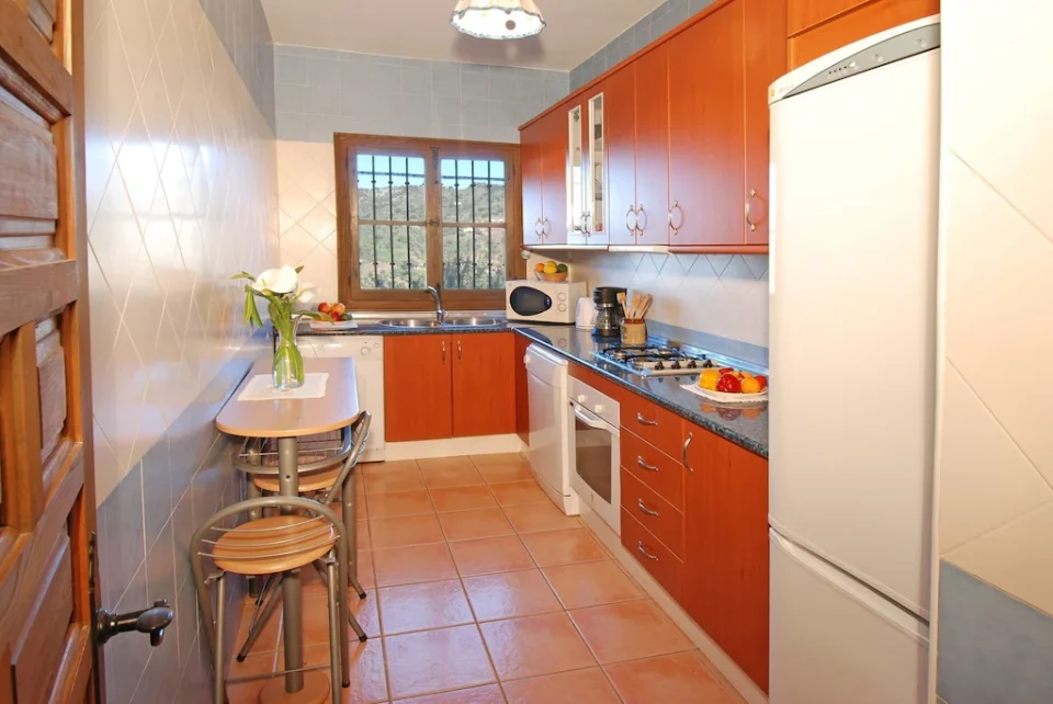 Preciosa Casa Rural en Comares, con piscina climatizada - Imagen 3