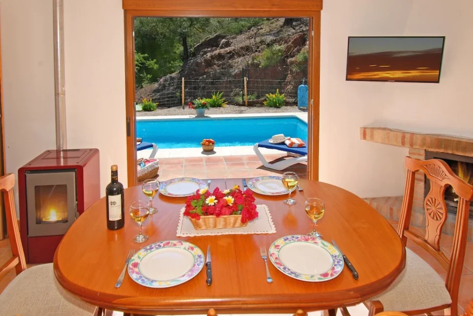 Preciosa Casa Rural en Comares, con piscina climatizada - Imagen 4