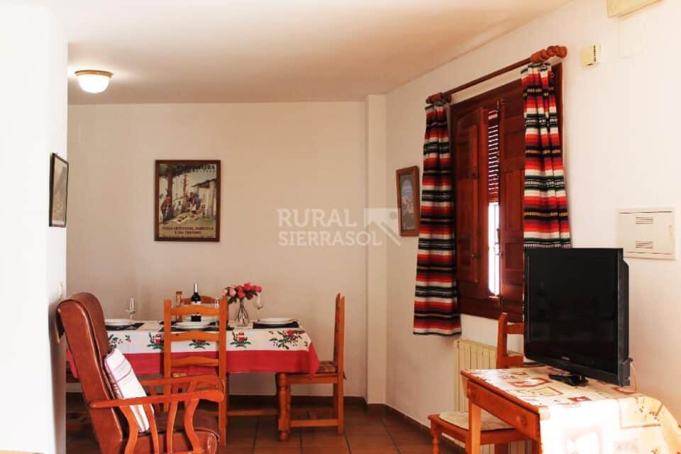 Estupendo Apartamento Rural en Capileira, con calefacción central y chimenea - Imagen 3