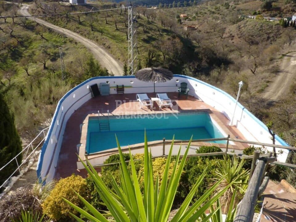 Acogedora Casa Rural en Casabermeja, con piscina, barbacoa y wifi - Imagen 5