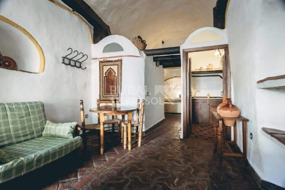 Coqueta Casa Cueva en Alcudia de Guadix, con piscina, barbacoa y wi-fi - Imagen 30