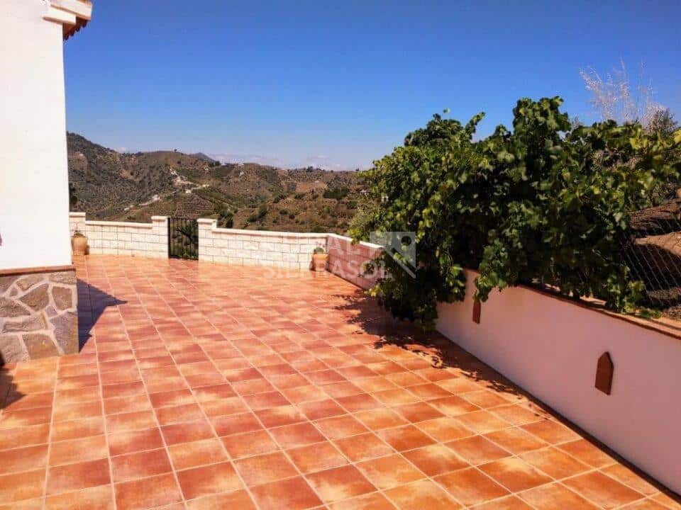 Confortable Casa Rural en Cómpeta con piscina, chimenea y bonitas vistas - Imagen 28