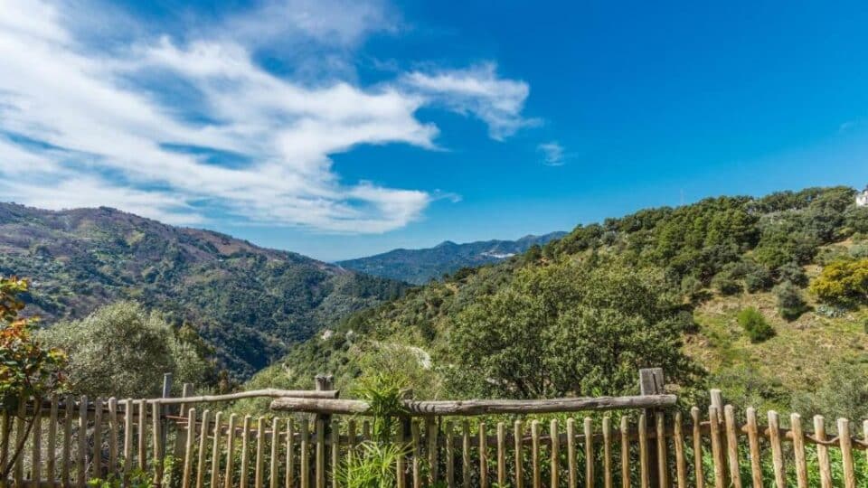 Preciosa Casa Rural en Jubrique, con amplio jardín y parque infantil - Imagen 21