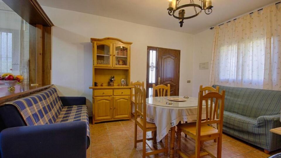Casa Rural en Sedella, con piscina, barbacoa y wi-fi - Imagen 14