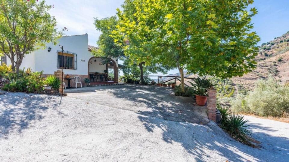 Bonita Casa Rural en Cómpeta, con piscina y barbacoa - Imagen 26