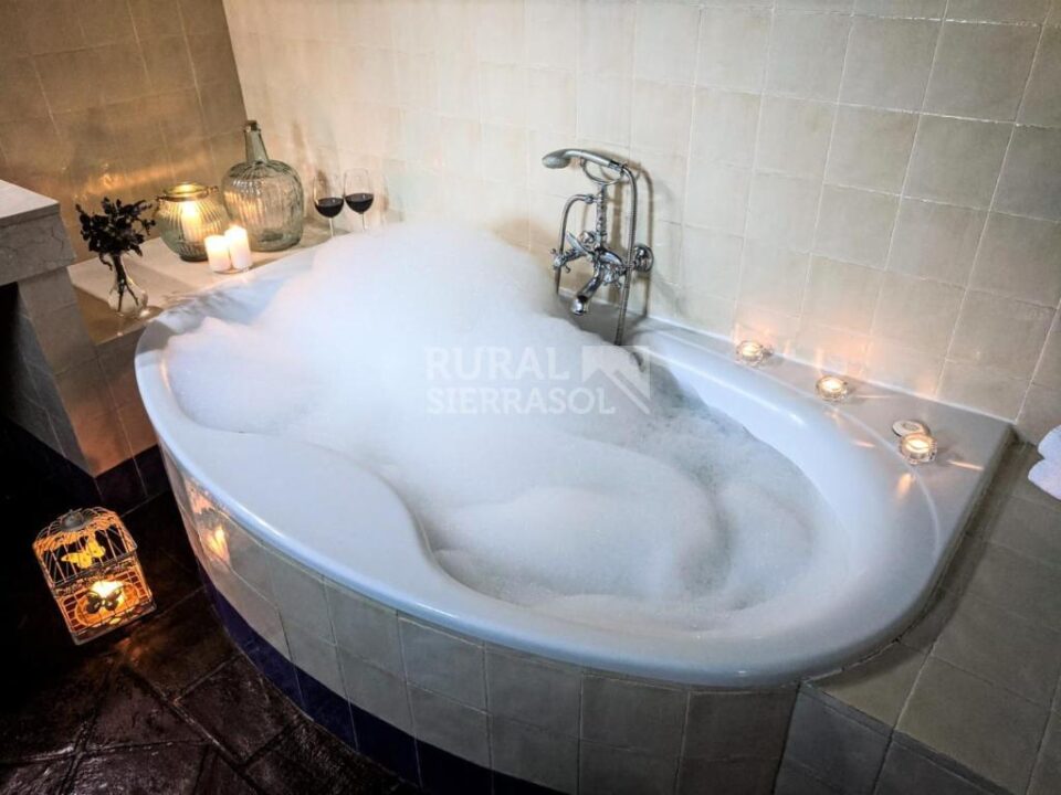 Fantástico Hotel Rural con Spa, al sur del Torcal de Antequera - Imagen 33