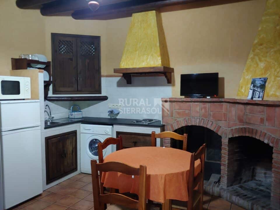 Encantador Alojamiento Rural en Bérchules, con Spa, aire acondicionado y wi-fi - Imagen 35