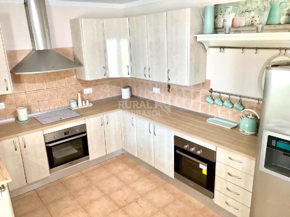 Preciosa Casa Rural en Cómpeta con chimenea, piscina y barbacoa - Imagen 34