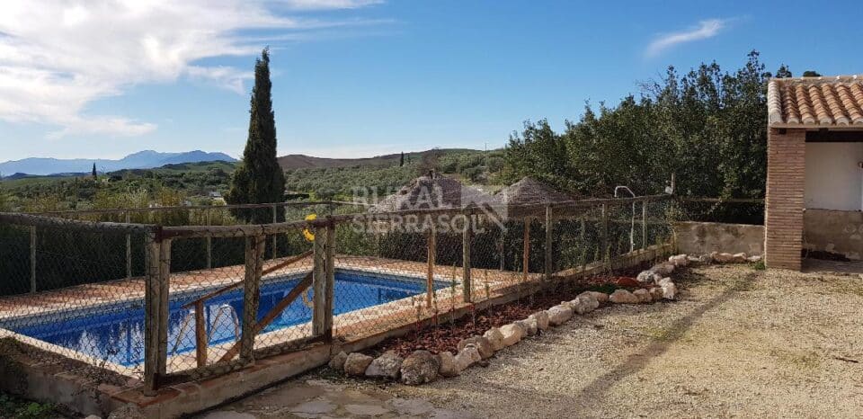 Hermosa Casa Rural al sur del Torcal de Antequera, con piscina, barbacoa y wifi - Imagen 41