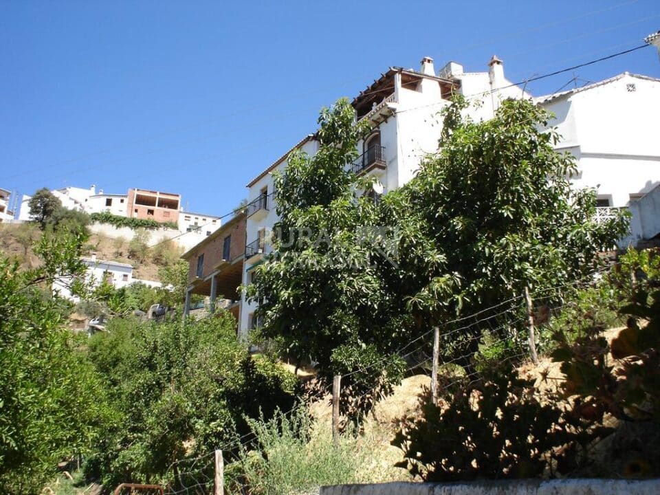 Casa Rural en Jubrique con chimenea, barbacoa y piscina - Imagen 16