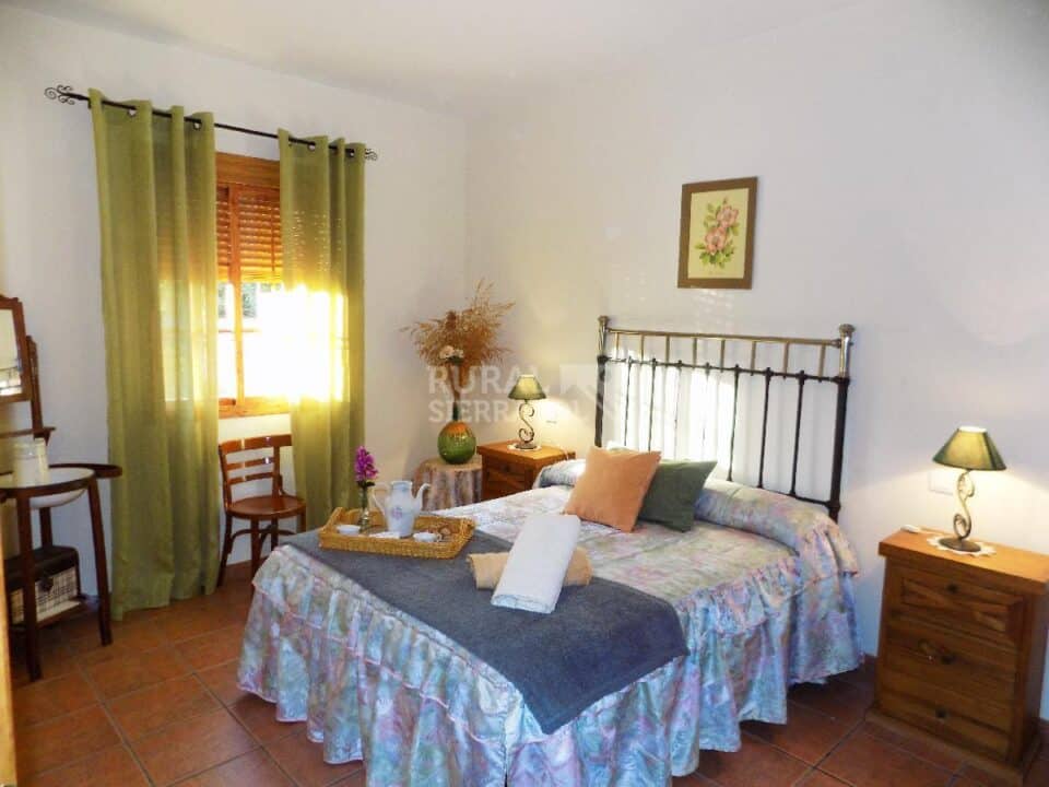 Habitación con cama doble de Casa rural en Periana (Málaga)-3339