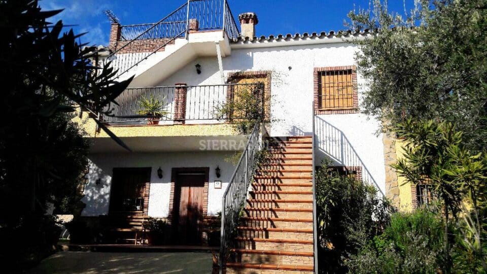 Fachada de Casa rural en Periana (Málaga)-3339