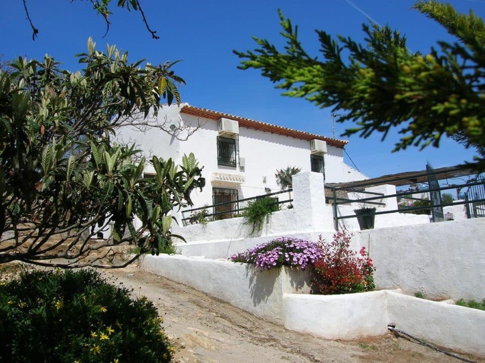 Preciosa Casa Rural en Loja, con piscina y aire acondicionado - Imagen 20